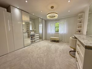 Photo 17- click for photo gallery